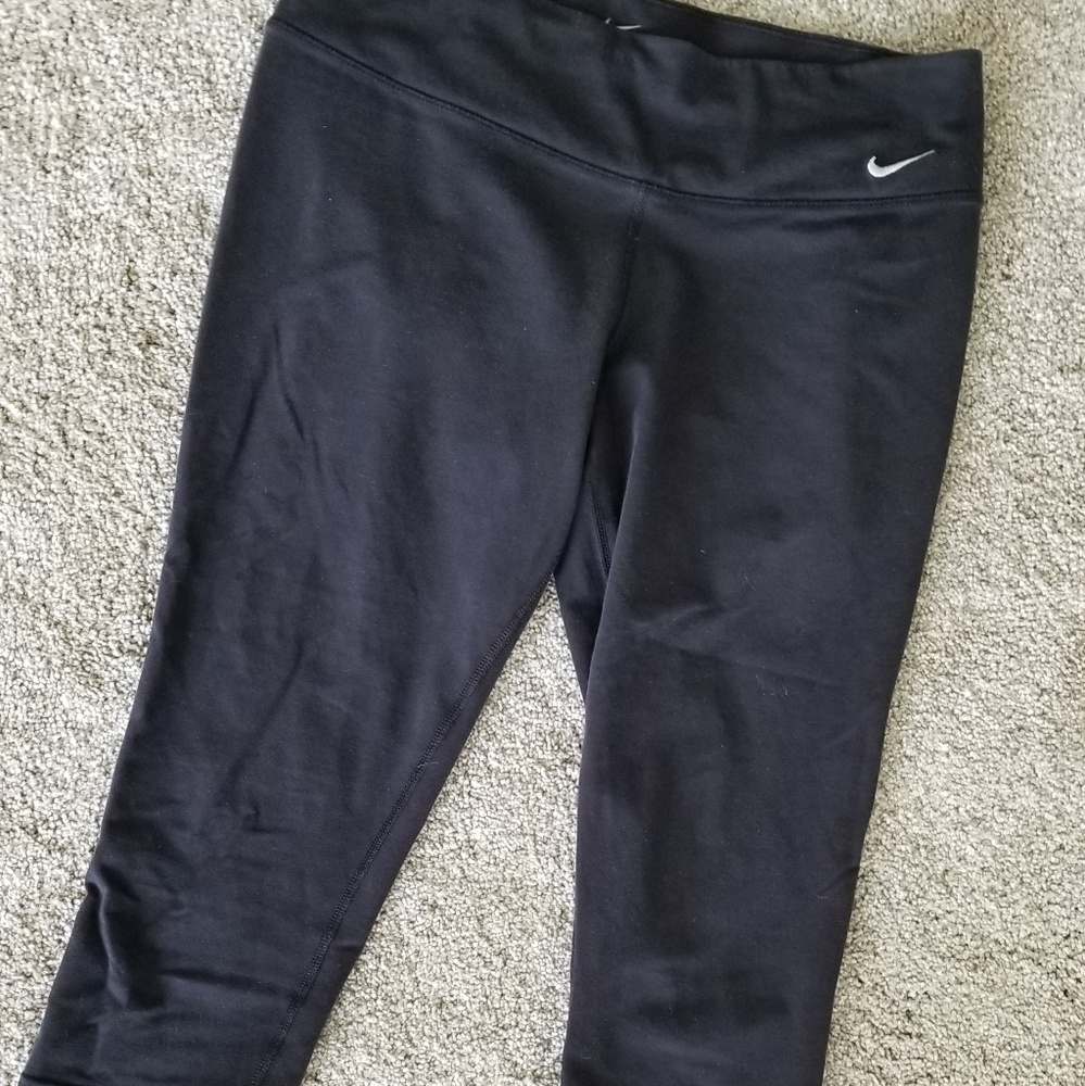 Nike crop legging large